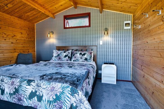 Log Cabin